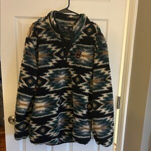 Home free plush ky pullover with pockets 2x